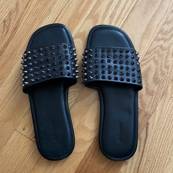 Aldo footwear - Picture 1 of 2